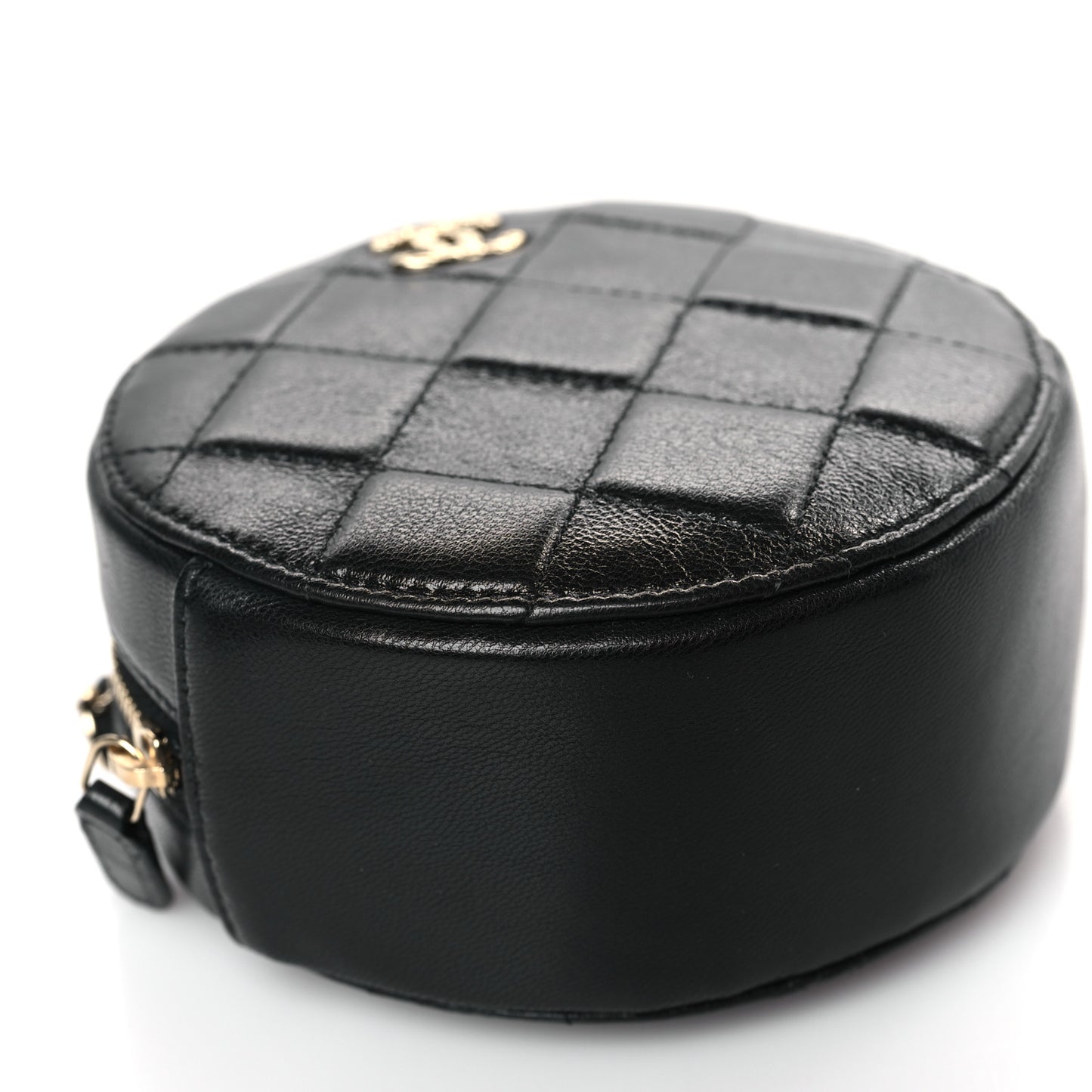 Calfskin Round Clutch With Chain Black