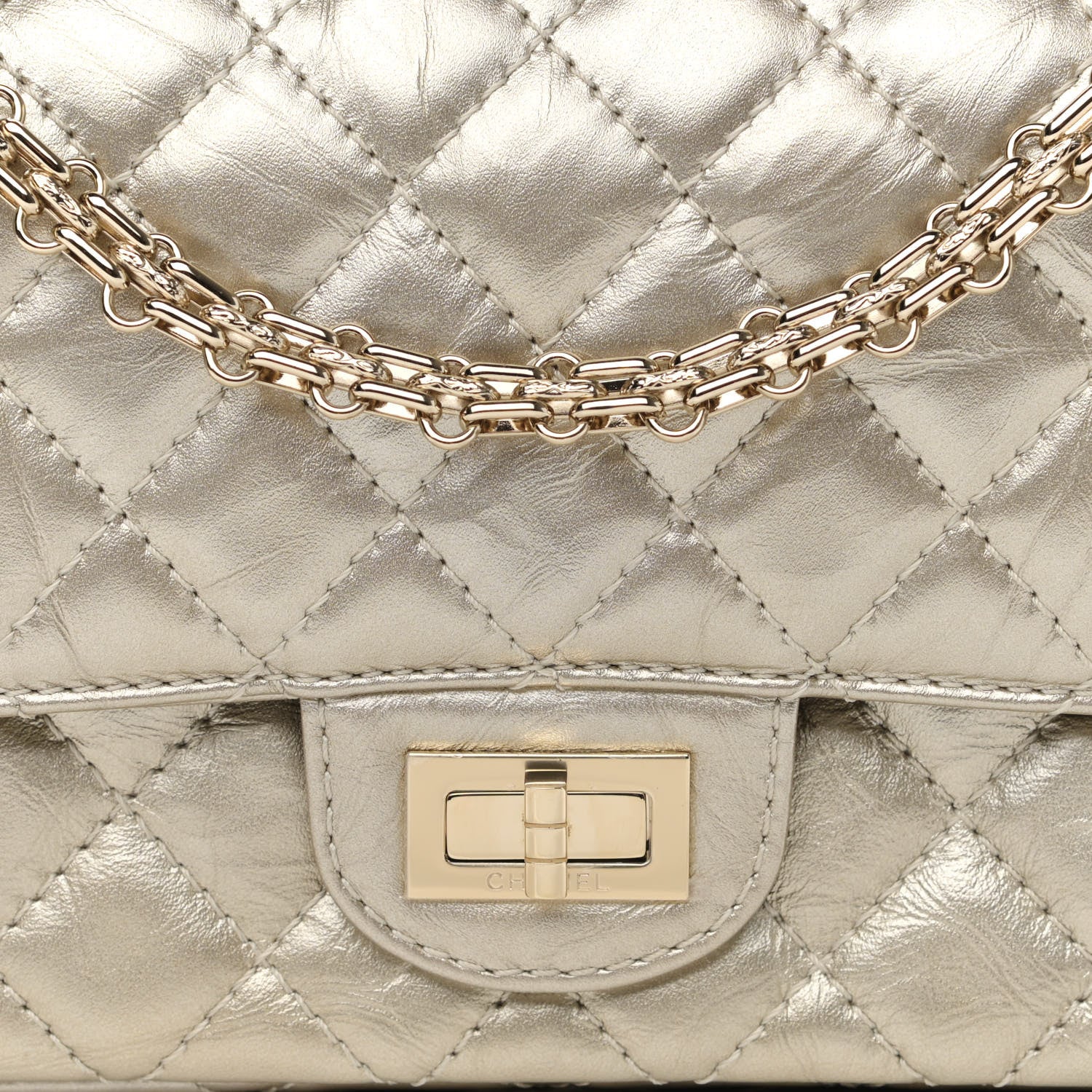Chanel Metallic Aged Calfskin Quilted 2.55 Reissue 225 Flap Gold 8 of 10
