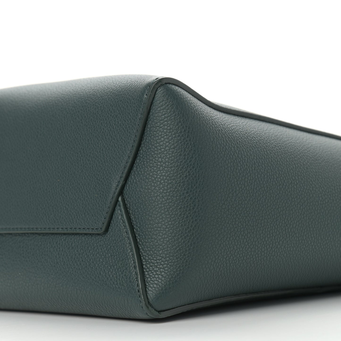 Soft Grained Calfskin Small Sangle Bucket Bag Amazone