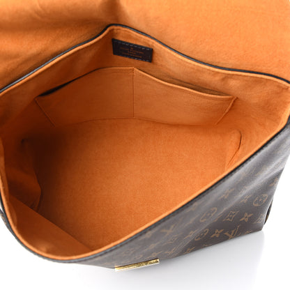 Louis Vuitton Monogram Beaubourg MM Safran Imperial 4 of 10