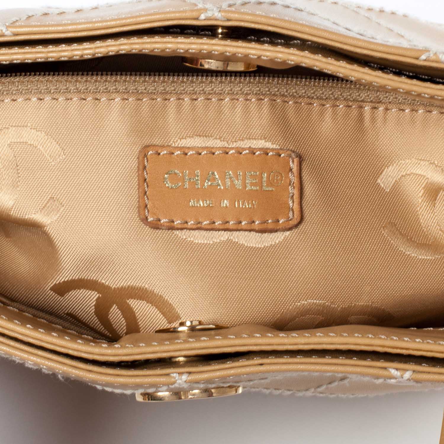 Chanel Leathter Contrast Stitch Small Surpique Tote 7 of 10