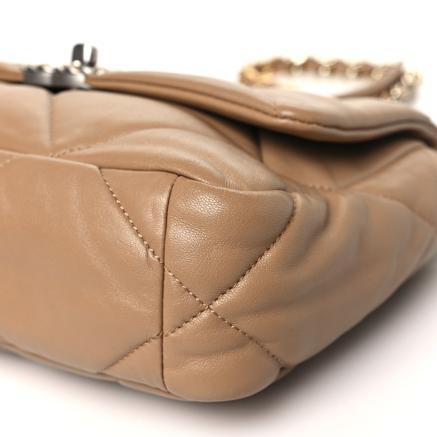 Lambskin Quilted Medium Chanel 19 Flap Beige