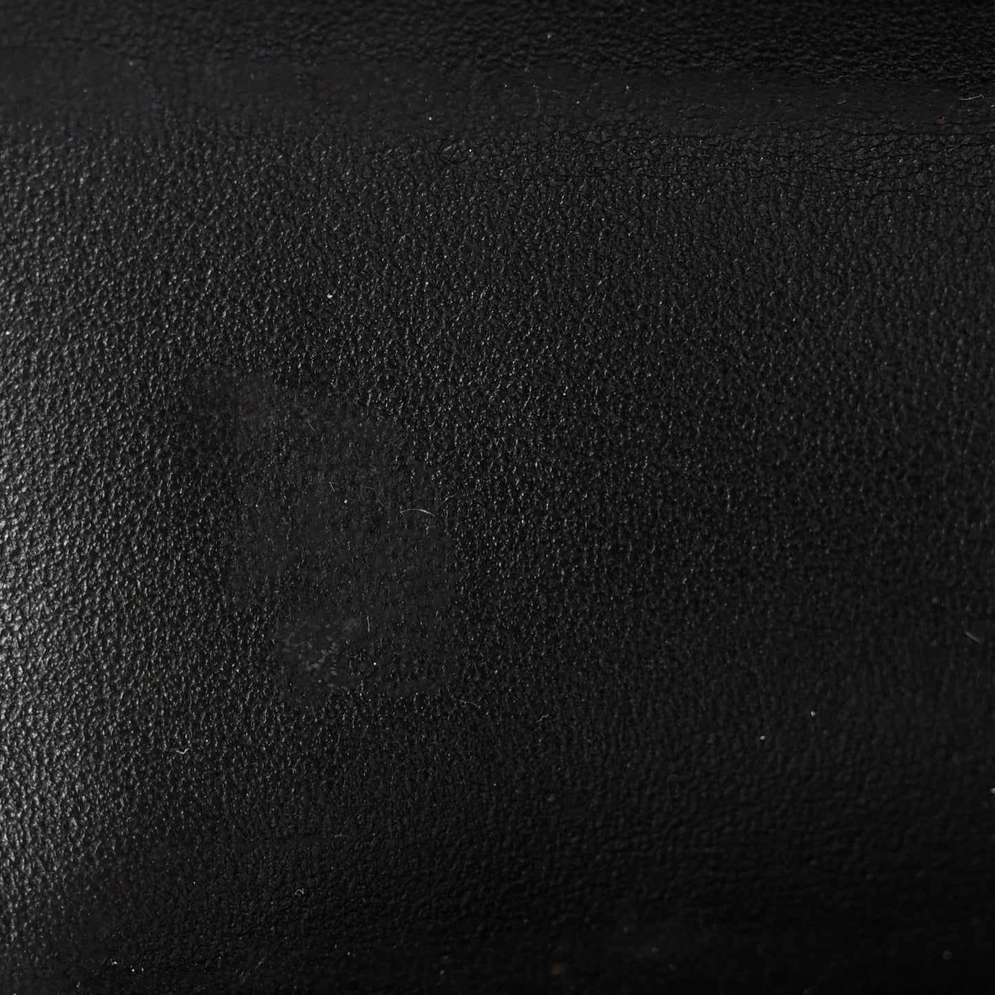 Caviar Quilted Medium Boy Flap Wallet Black