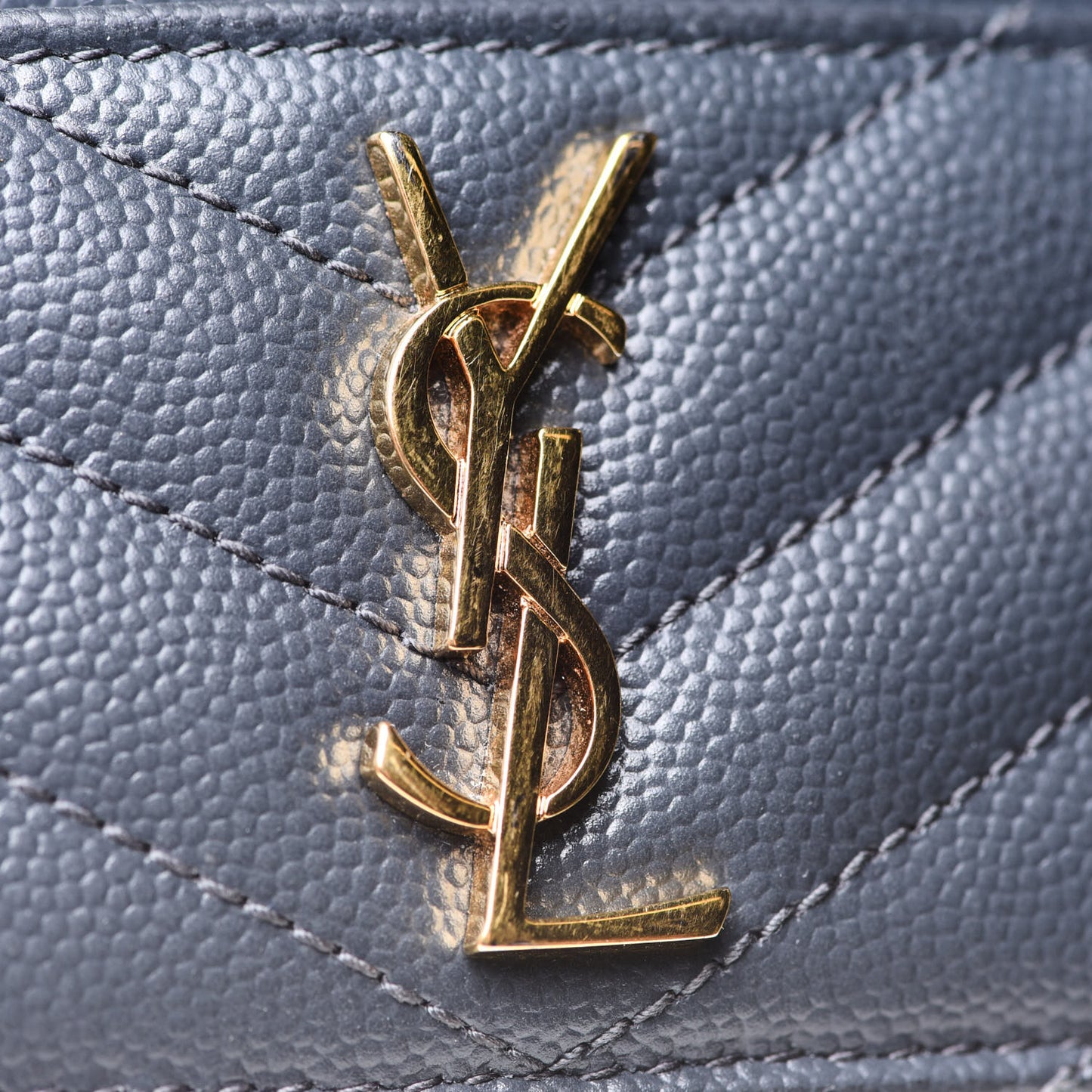 Grain De Poudre Matelasse Chevron Monogram Credit Card Case Fog
