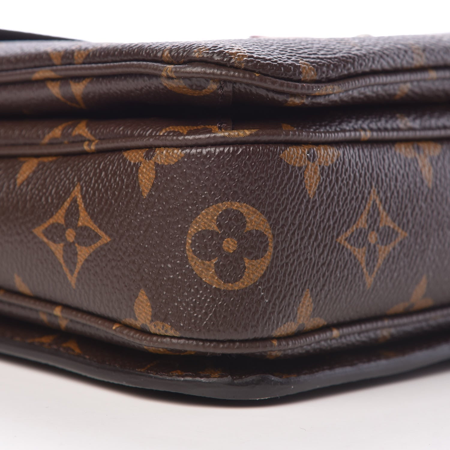 Louis Vuitton Monogram Pochette Metis 9 of 10