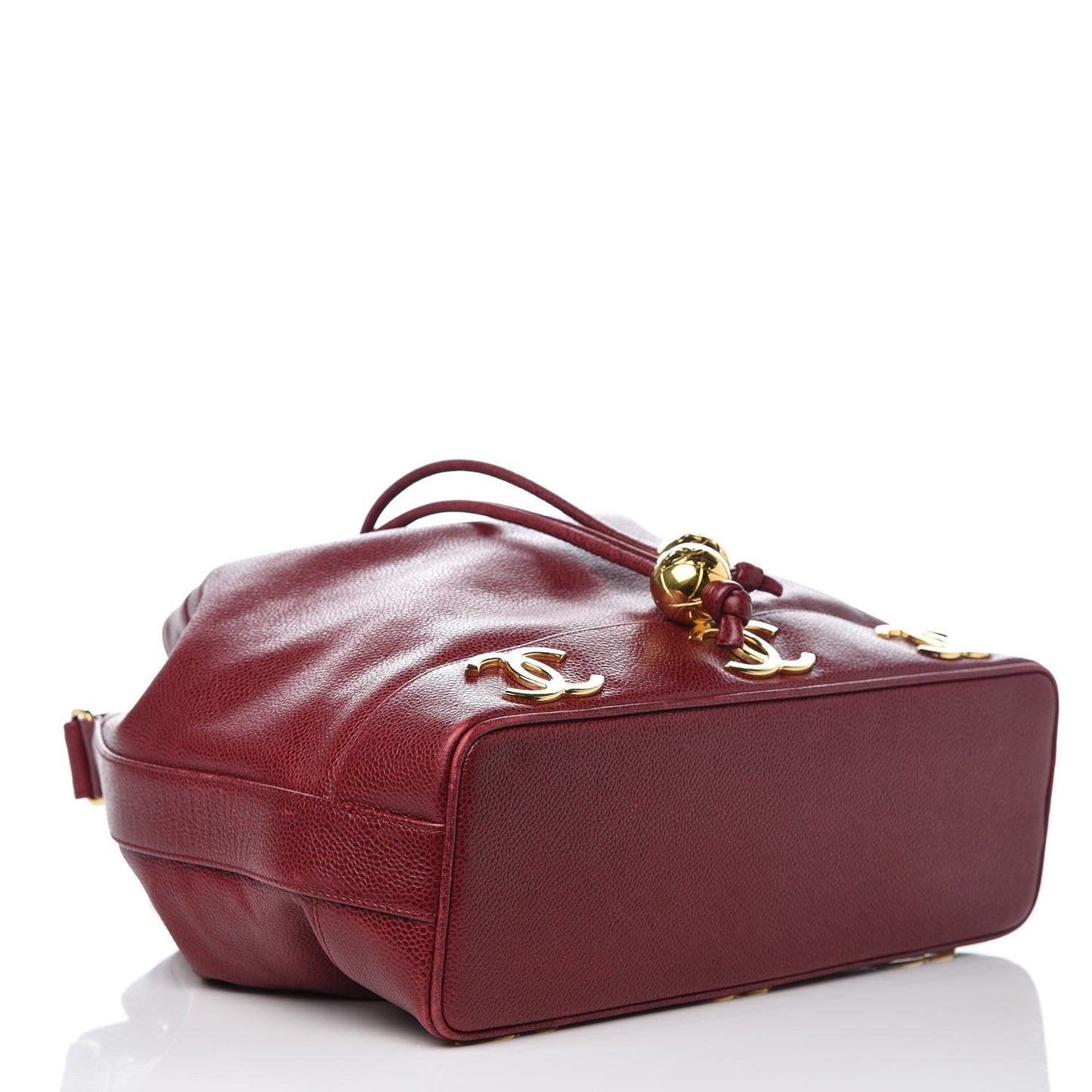 Caviar CC Drawstring Shoulder Bag Red