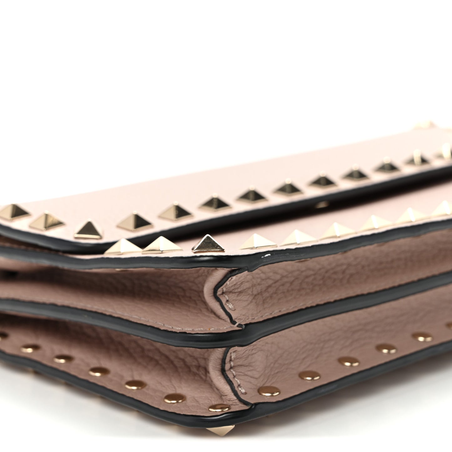 Pebbled Calfskin Rockstud Flap Wallet On Chain Poudre