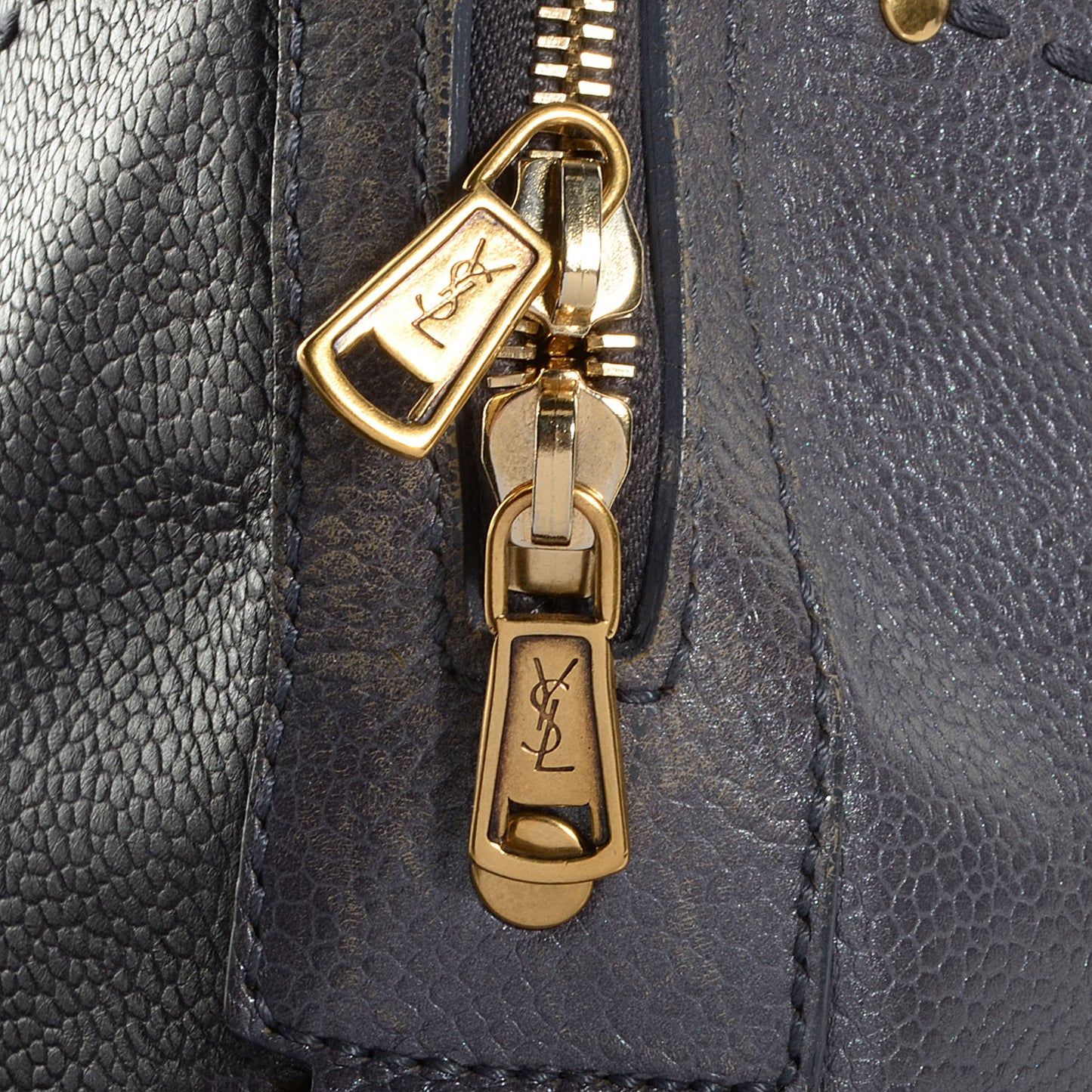 Leather Large Muse Gray