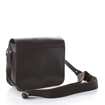 Louis Vuitton Taiga Andrei Messenger Bag Grizzli 3 of 12