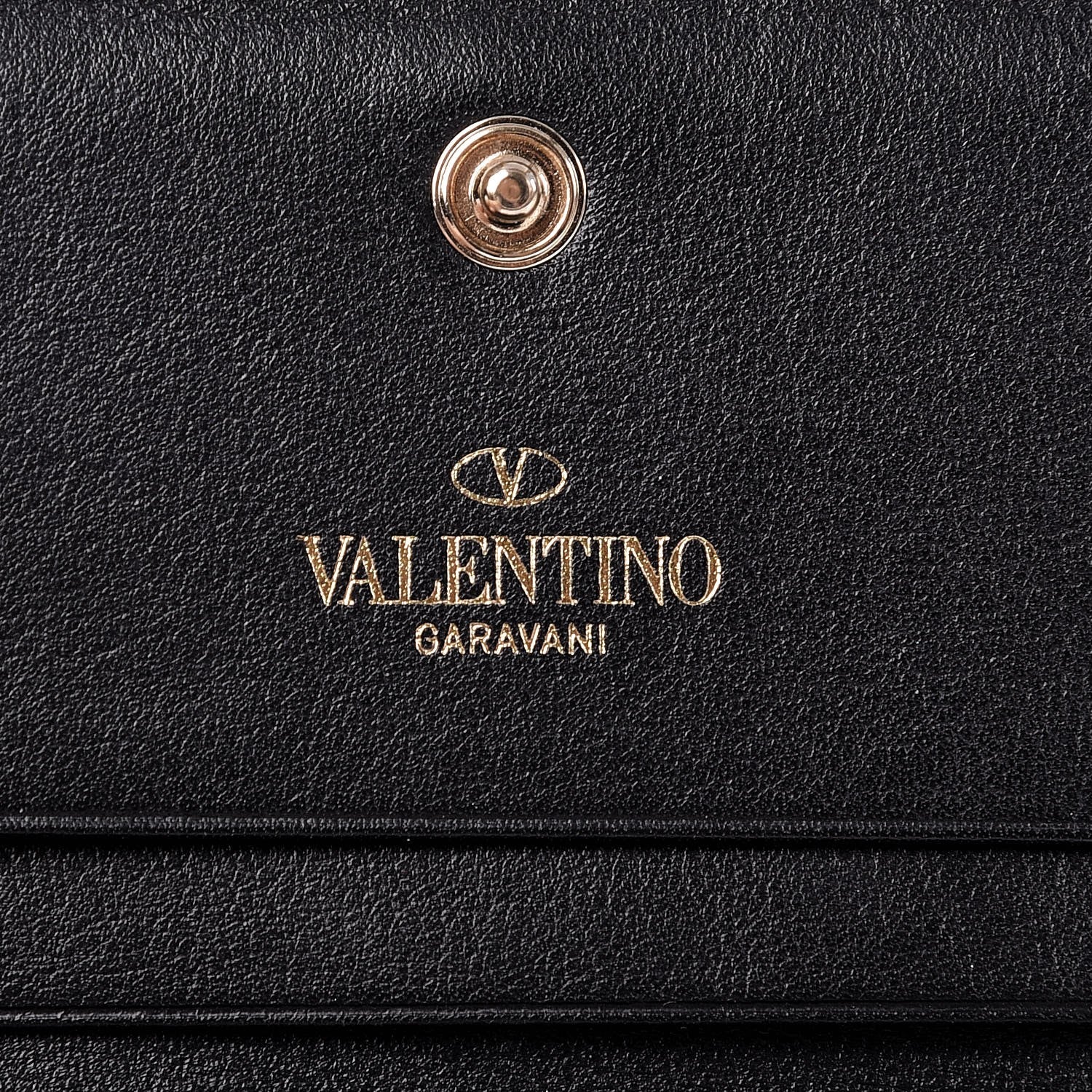 Valentino Garavani Calfskin Rockstud Bi-Fold Card Holder Black 7 of 9