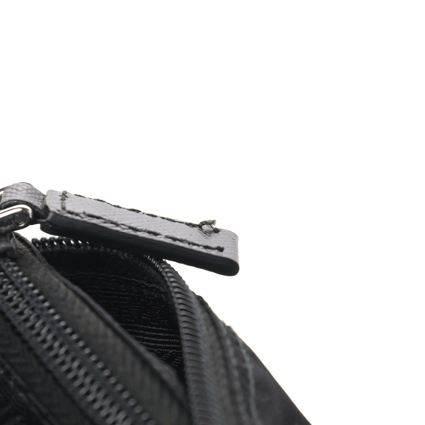 Nylon Vela Messenger Bag Black
