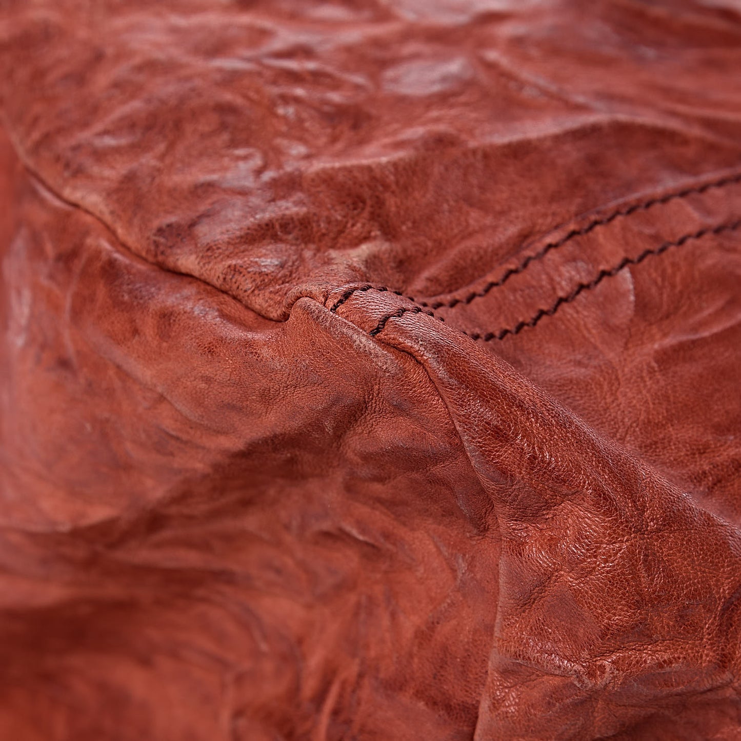 Tumbled Sheepskin Medium Pandora Red