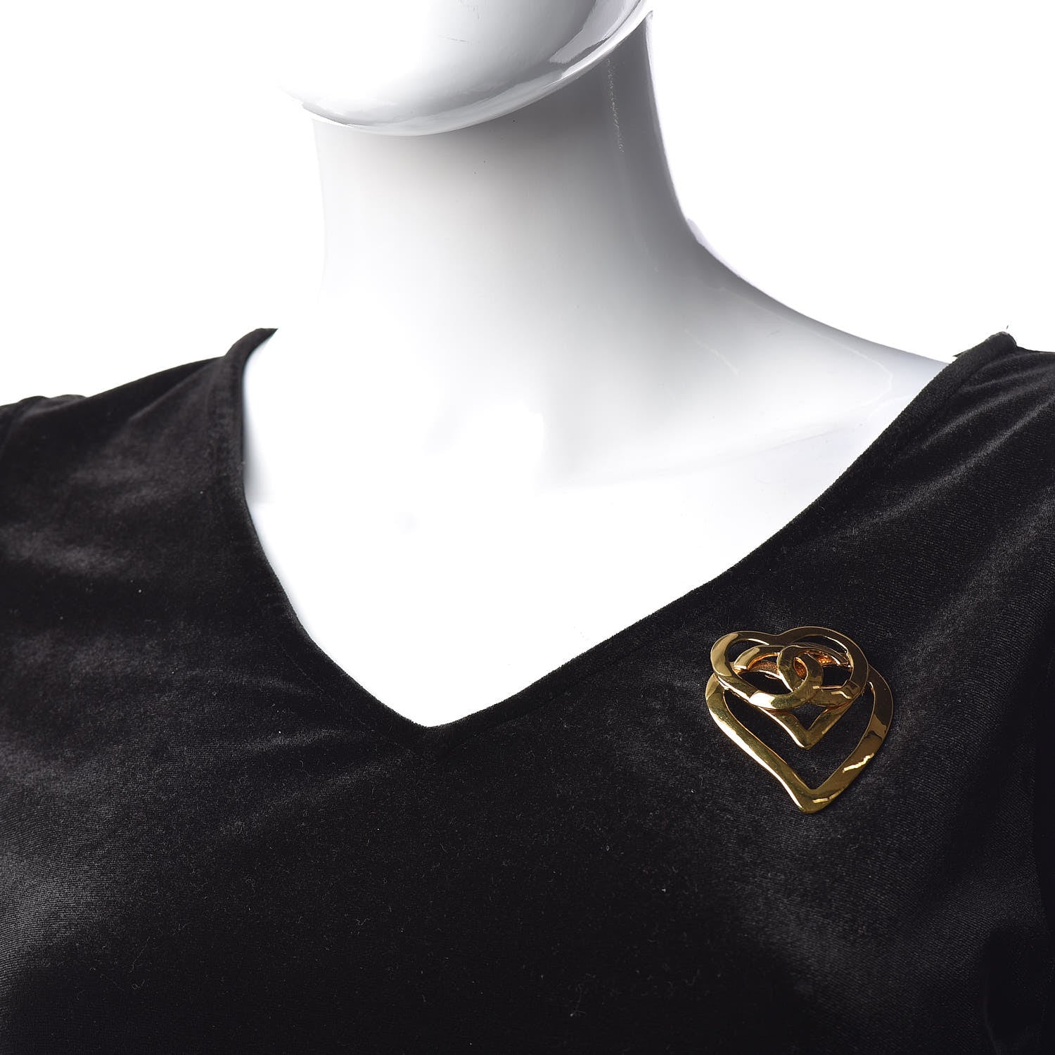Chanel CC Heart Brooch Gold 2 of 4