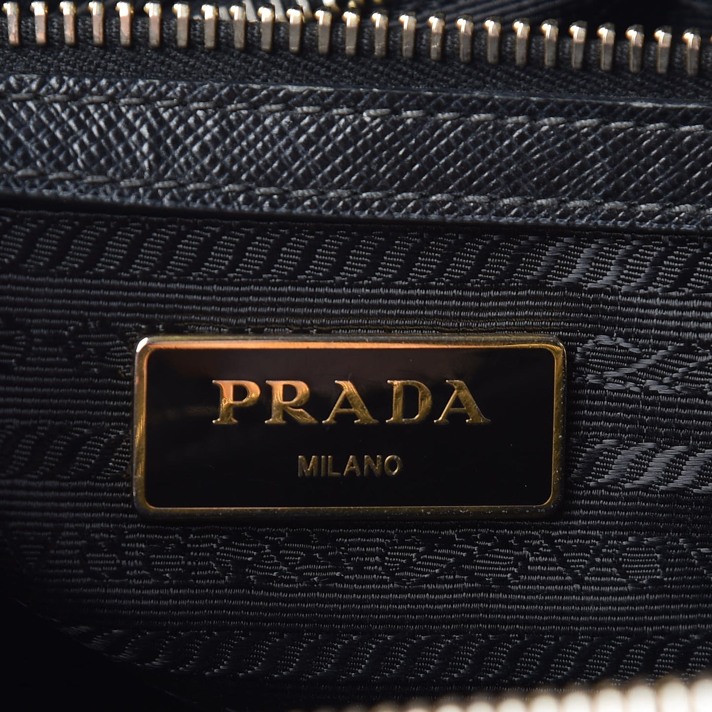 Saffiano Small Galleria Double Zip Tote Black