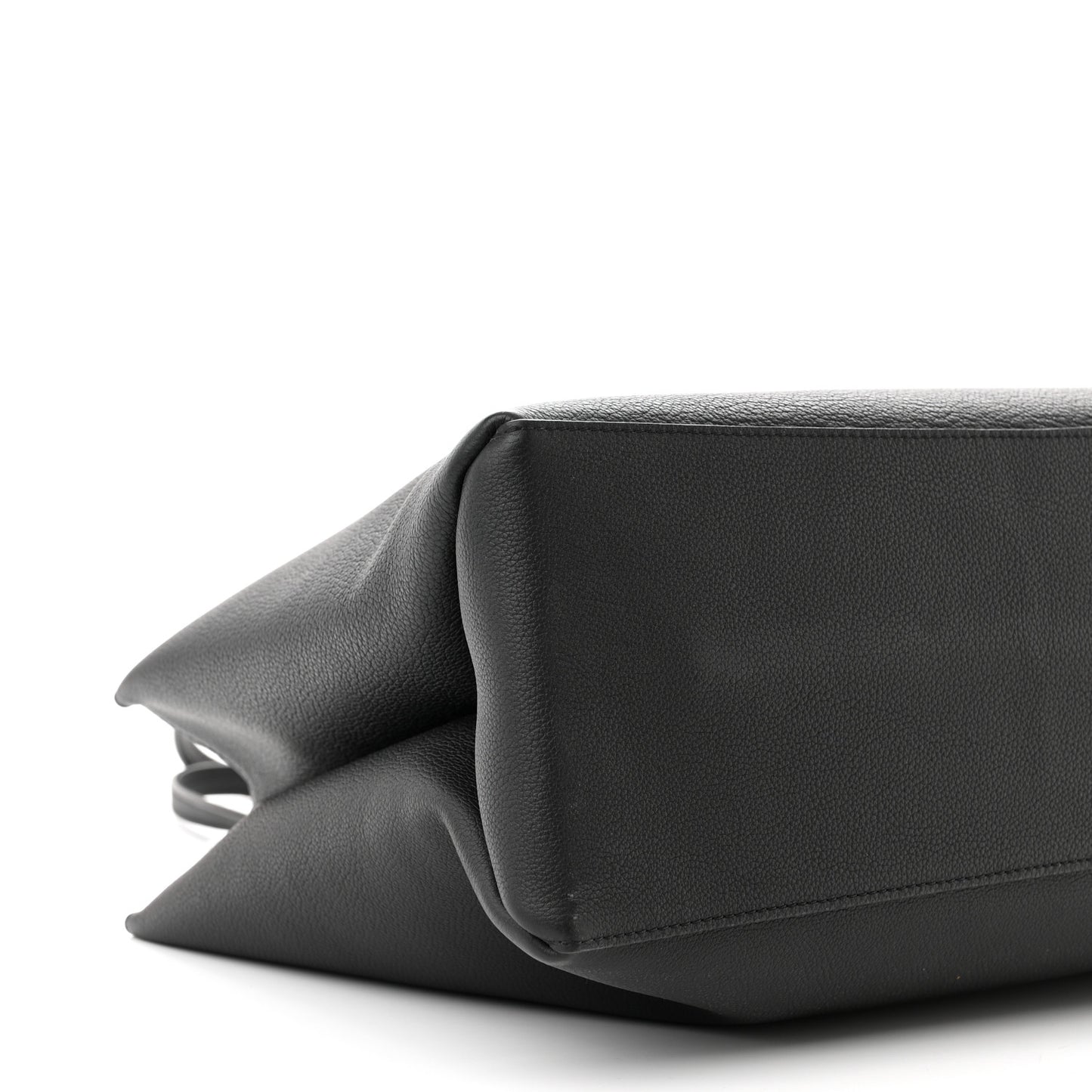 Grained Calfskin Lockme Shopper Black