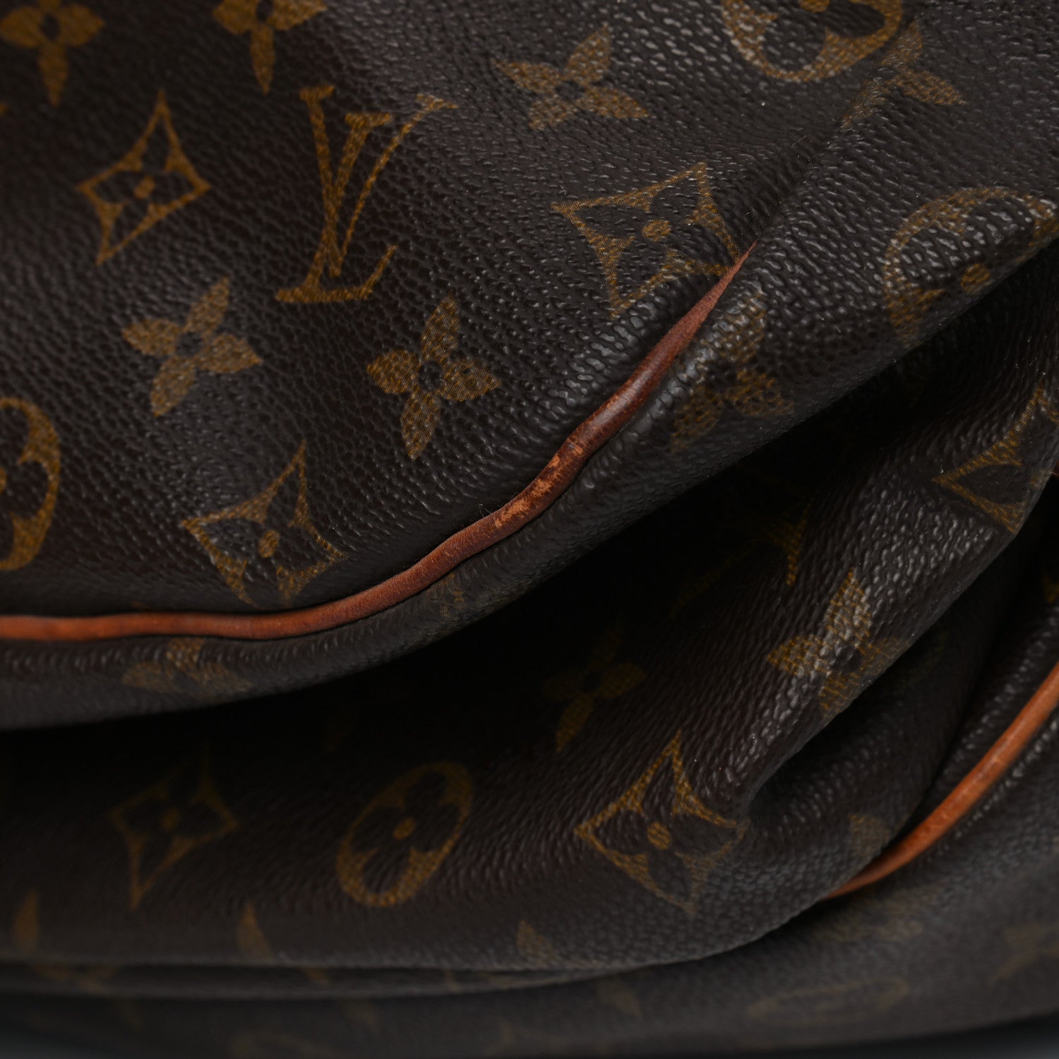 Louis Vuitton Monogram Saumur 35 7 of 23