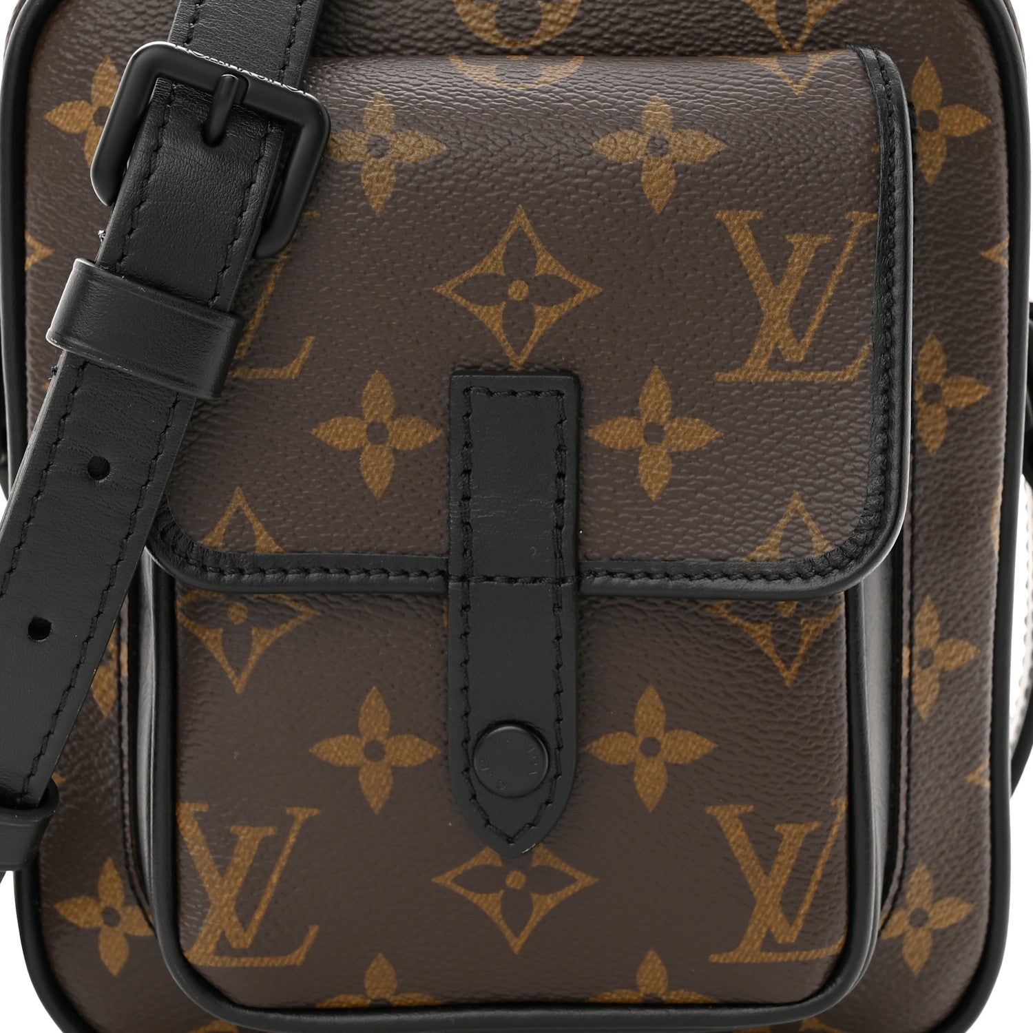 Louis Vuitton Monogram Macassar Christopher Wearable Wallet 7 of 9