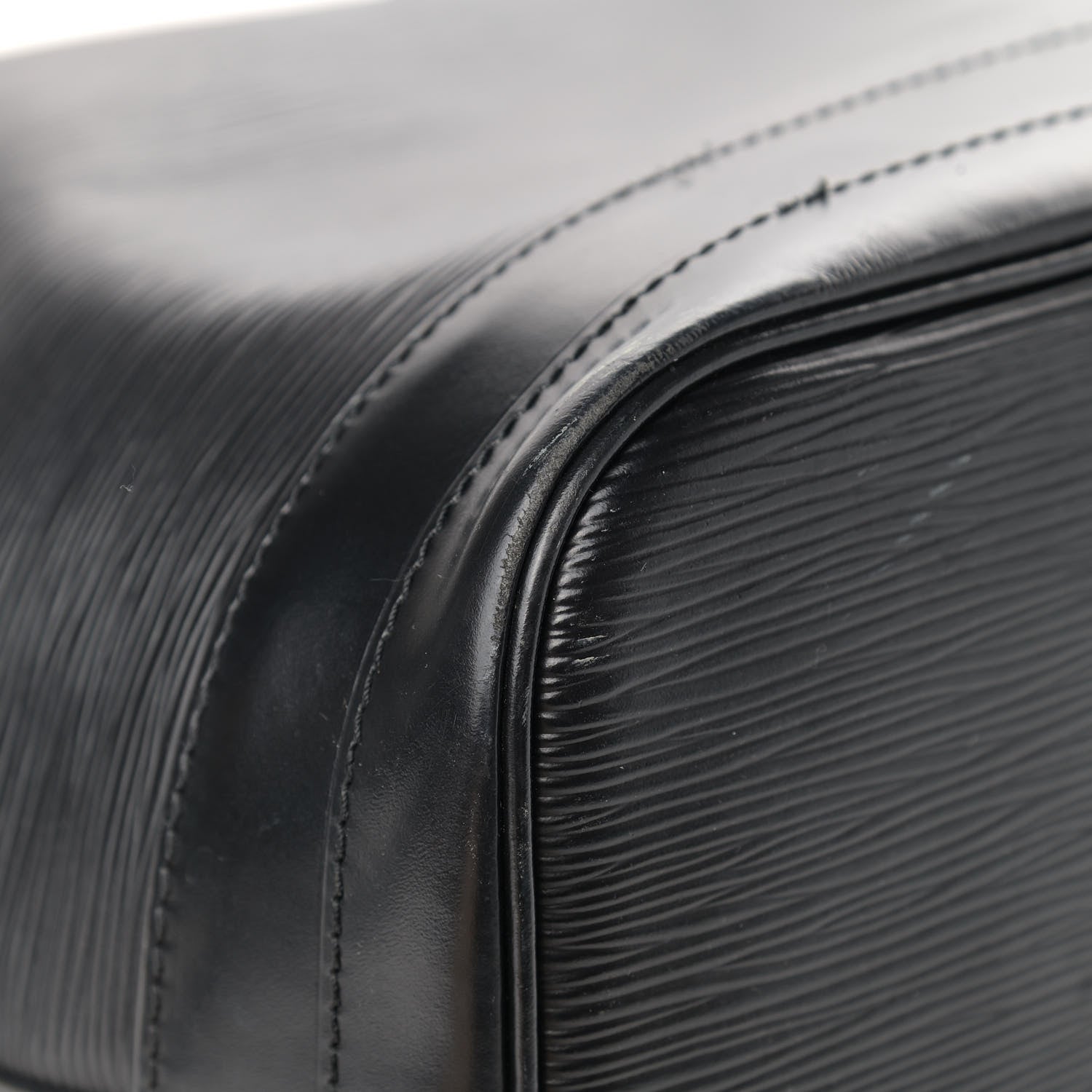 Louis Vuitton Epi Noe Black 8 of 16