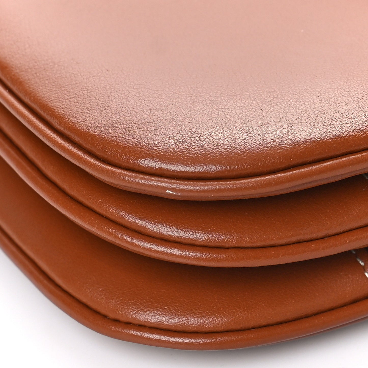 Smooth Calfskin Medium Tabou Tan