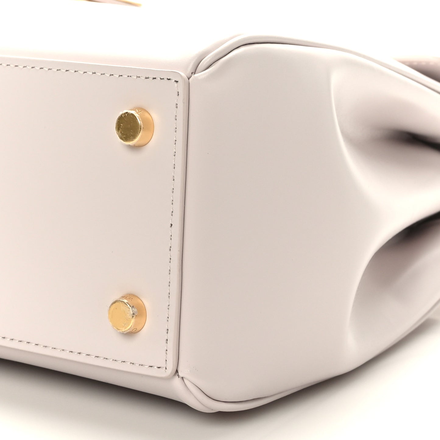 Satinated Calfskin Small 16 Top Handle Bag Poudre