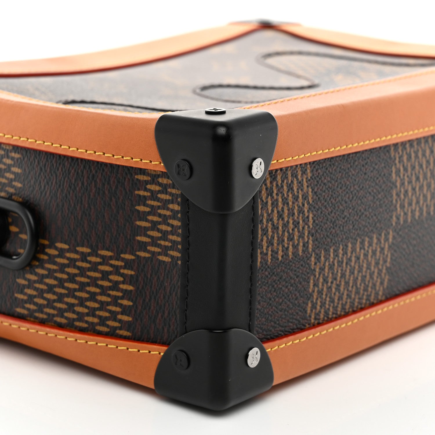 Louis Vuitton X NIGO Giant Damier Ebene Monogram Soft Trunk 9 of 10