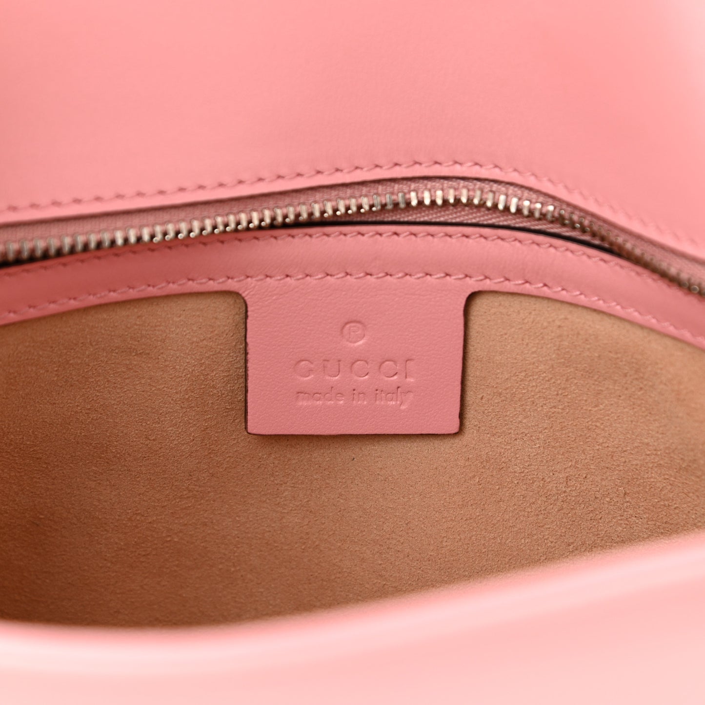 Calfskin Matelasse Small GG Marmont Shoulder Bag Wild Rose