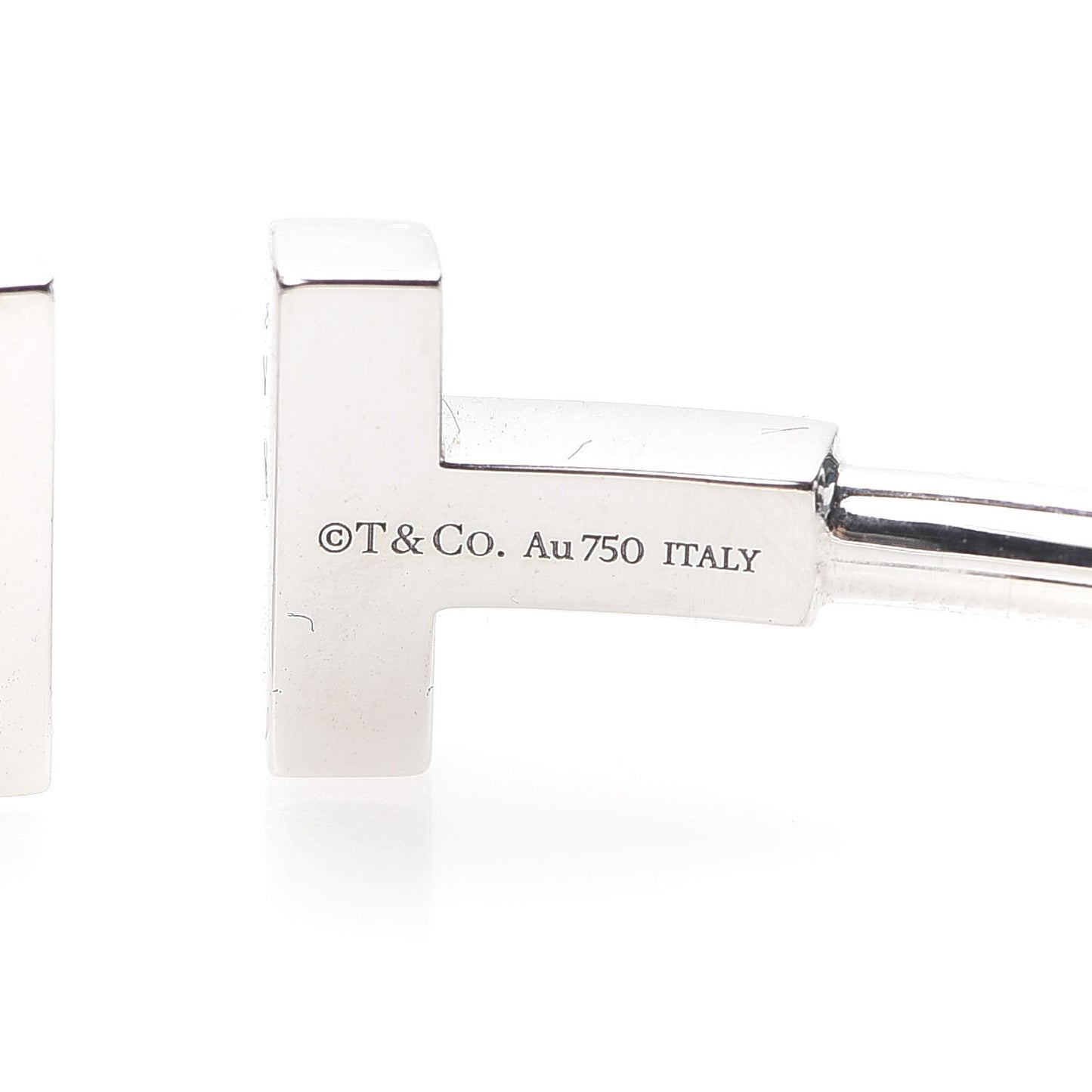 18K White Gold Diamond T Wire Bracelet