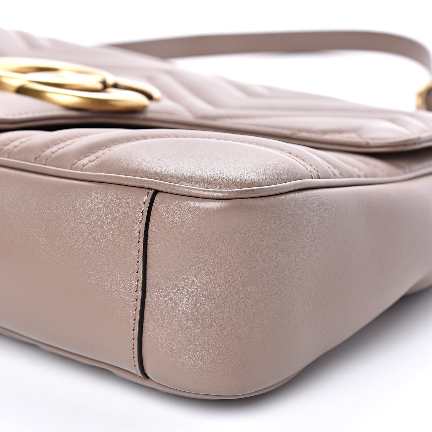 Calfskin Matelasse Medium GG Marmont Shoulder Bag Porcelain Rose