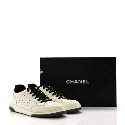 Chanel Grained Calfskin Fabric Womens Logo Sneakers 39.5 White Black 11 of 11