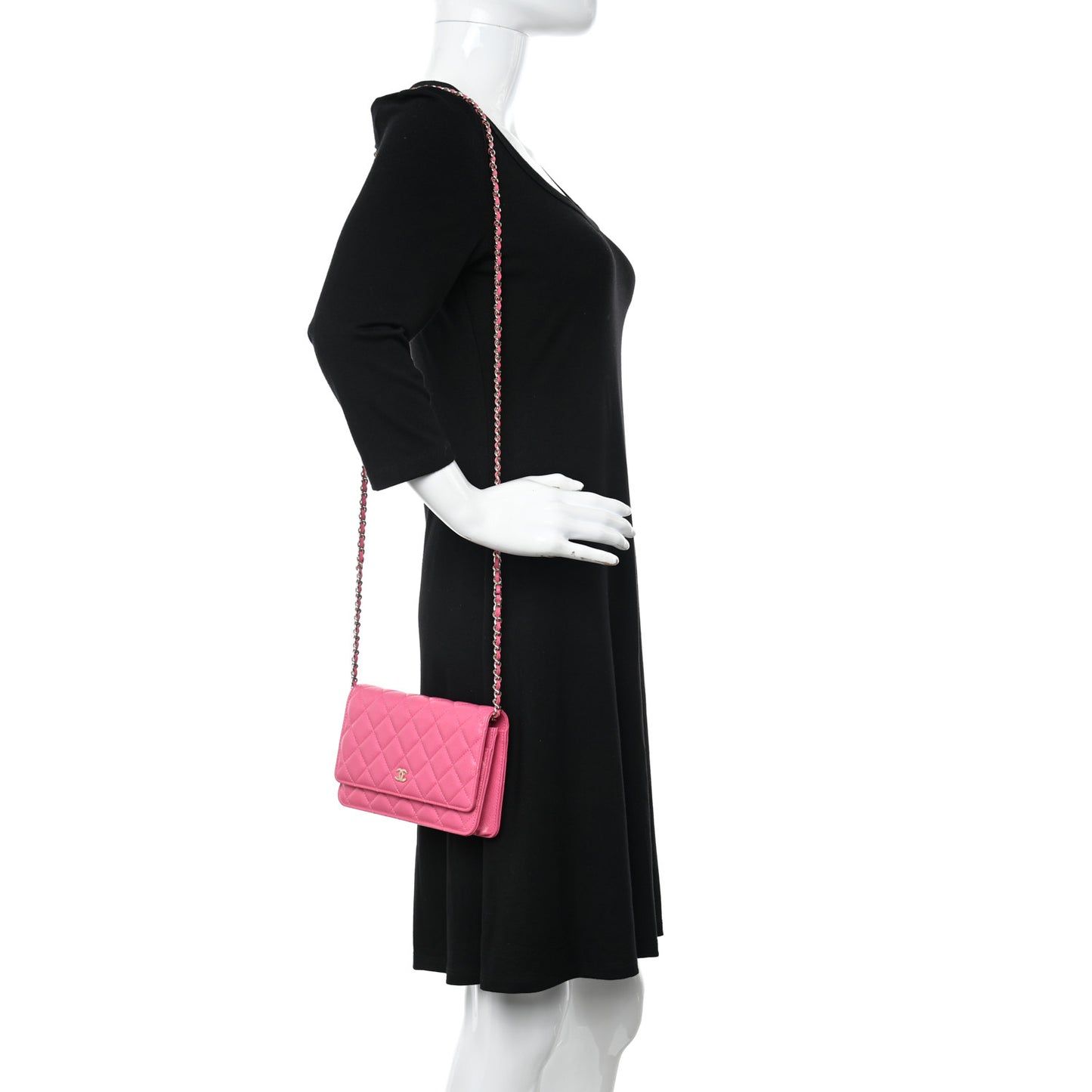 Caviar Quilted Wallet on Chain WOC Pink
