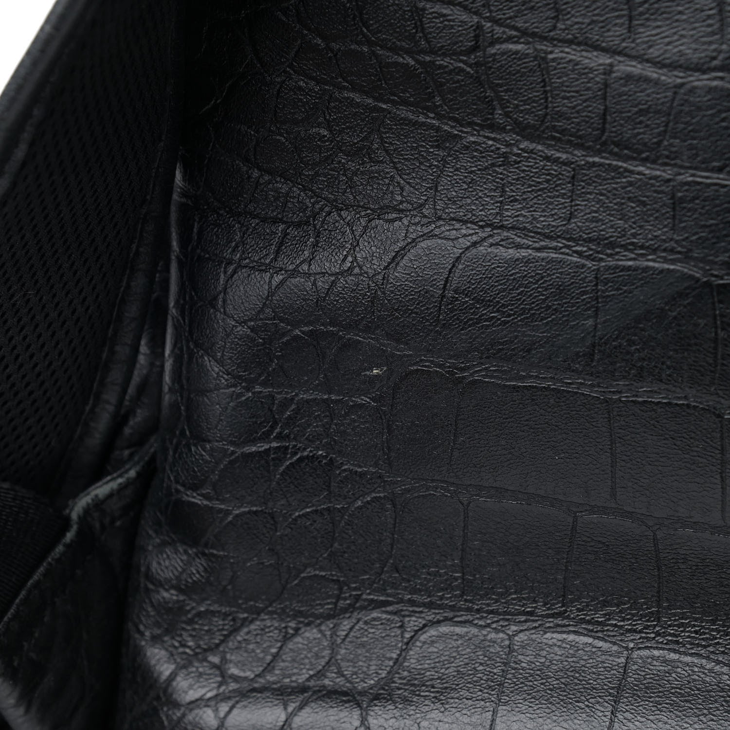 MCM Calfskin Crocodile Embossed Medium Luxus Backpack Black 12 of 13