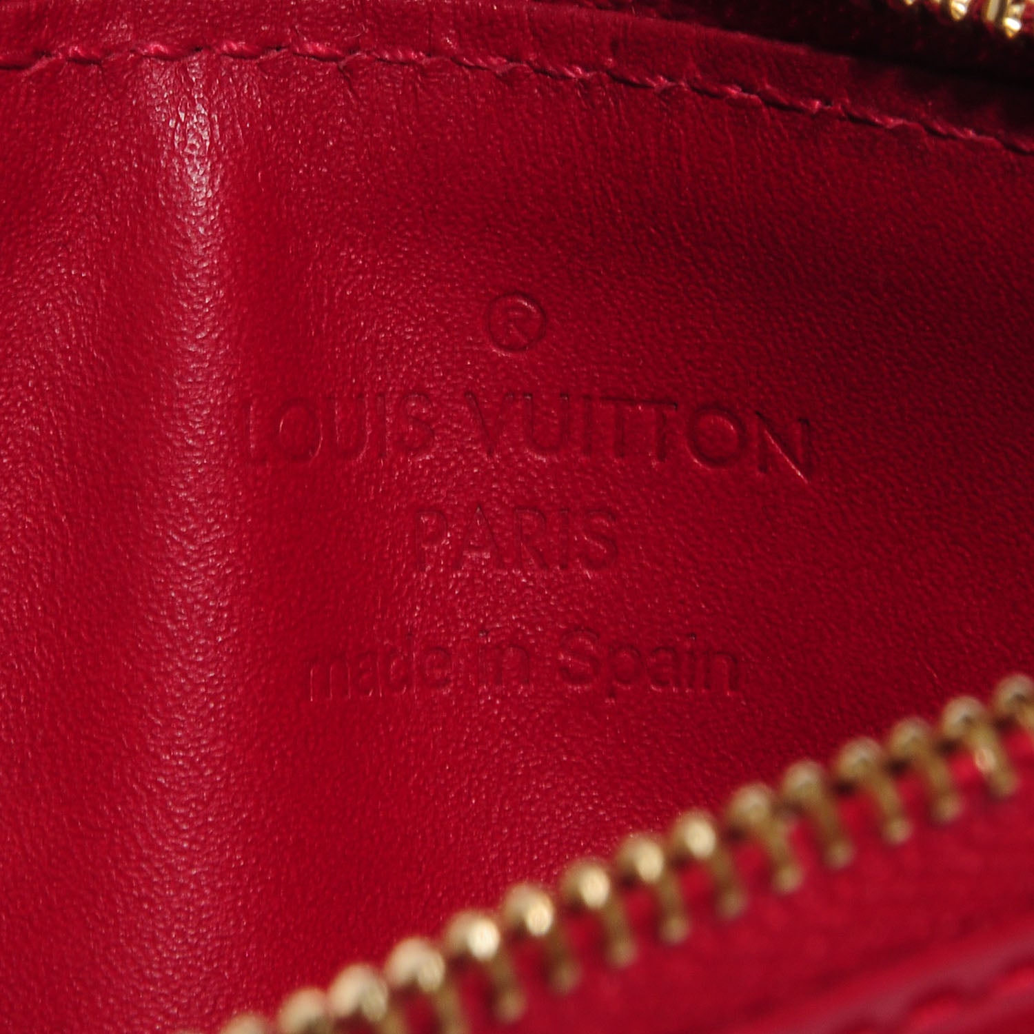 Louis Vuitton Vernis Key Pouch Pomme D'Amour 6 of 7