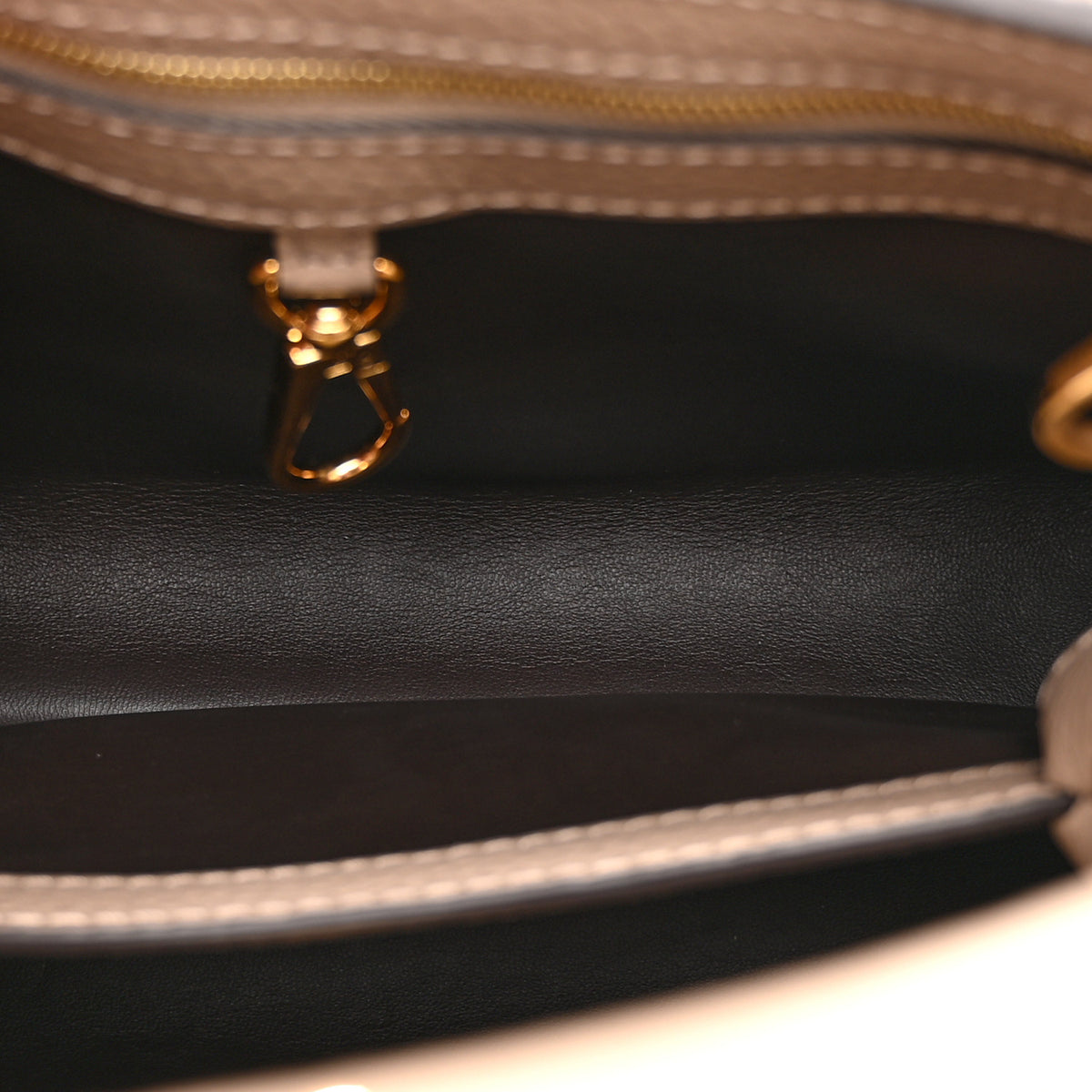 Louis Vuitton Taurillon Capucines BB Galet 5 of 10