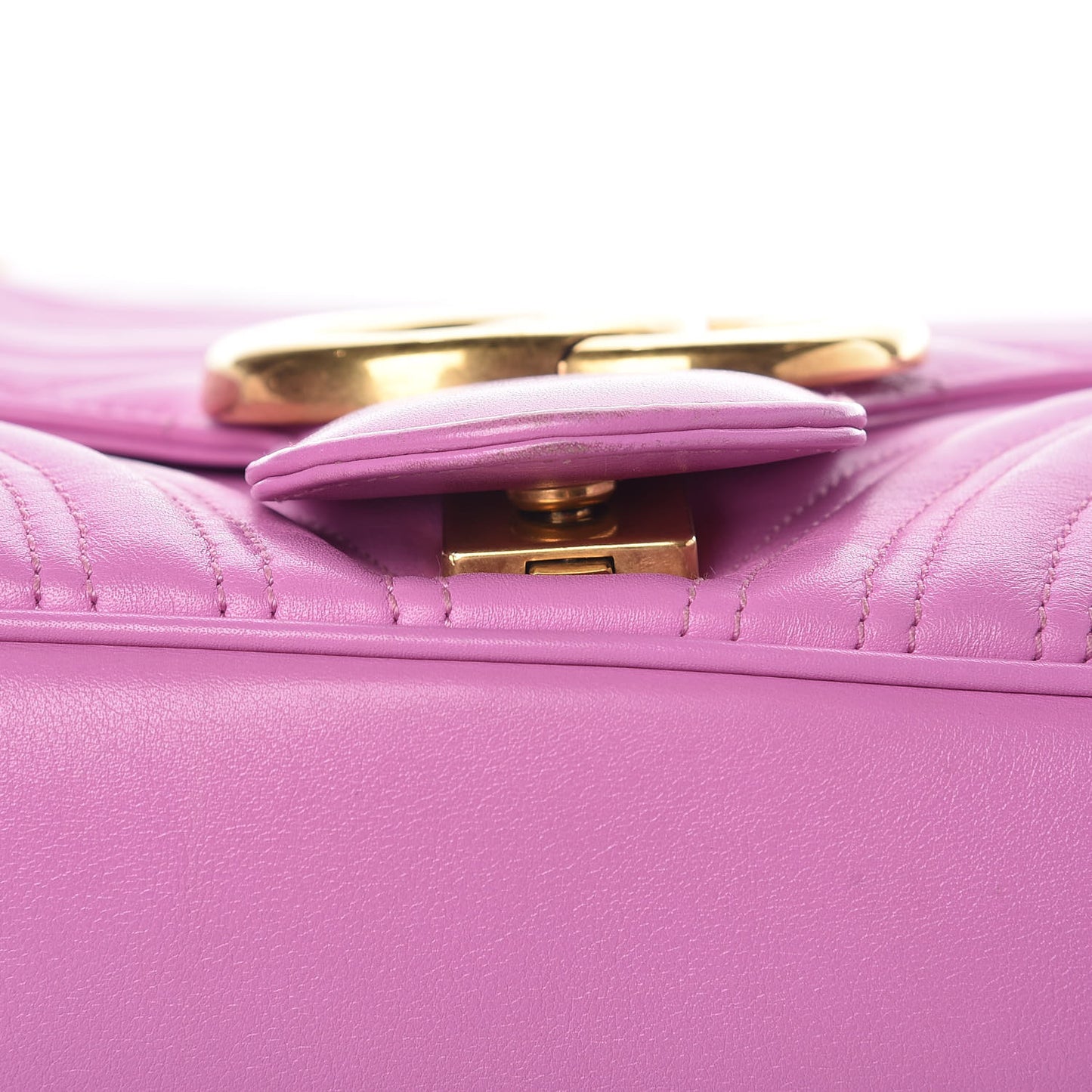 Calfskin Matelasse Medium GG Marmont Shoulder Bag Candy Mousse