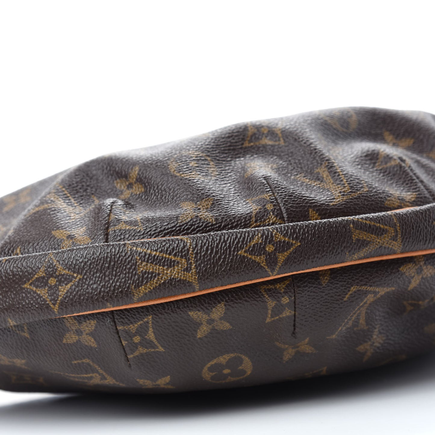 Monogram Croissant MM