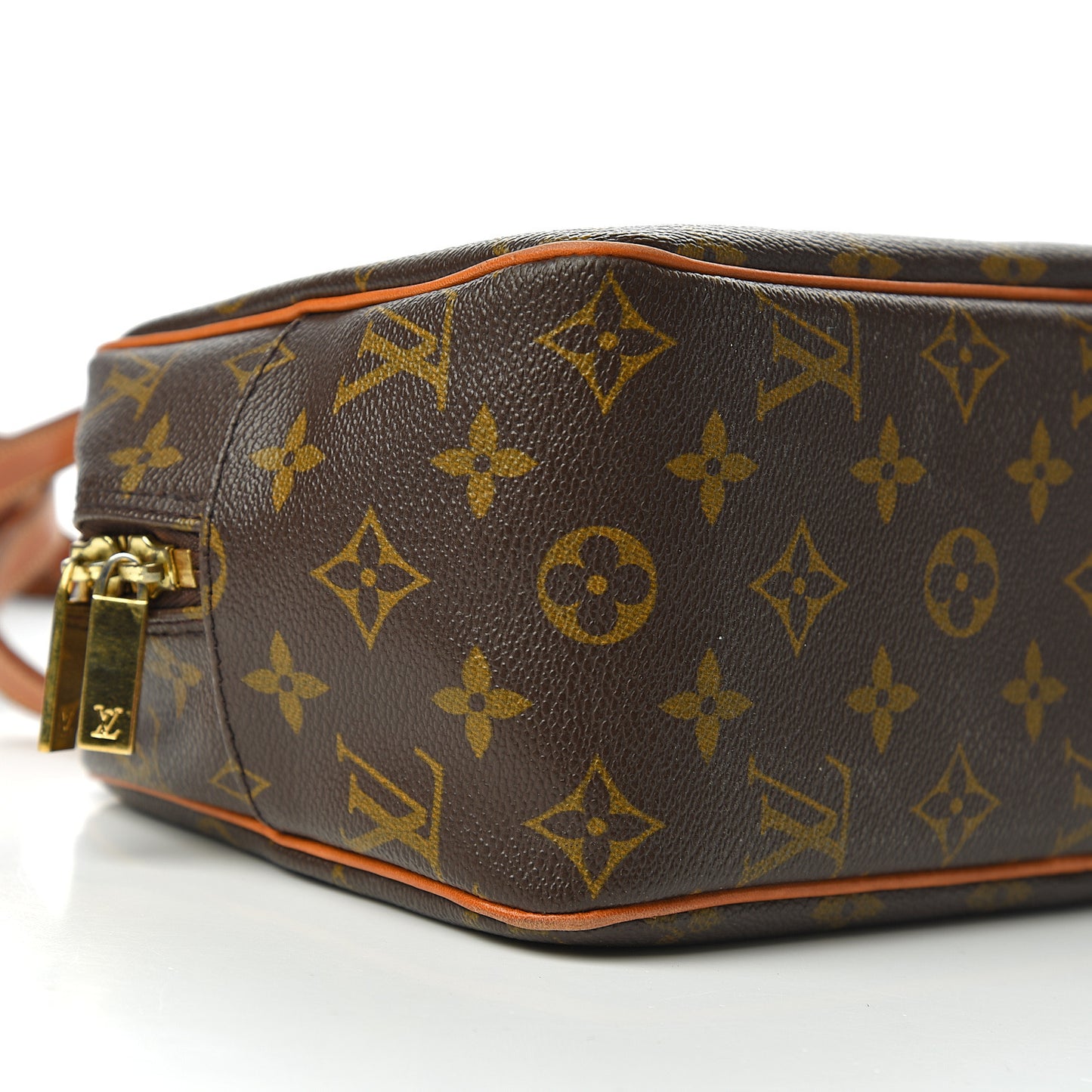 Monogram Cite MM
