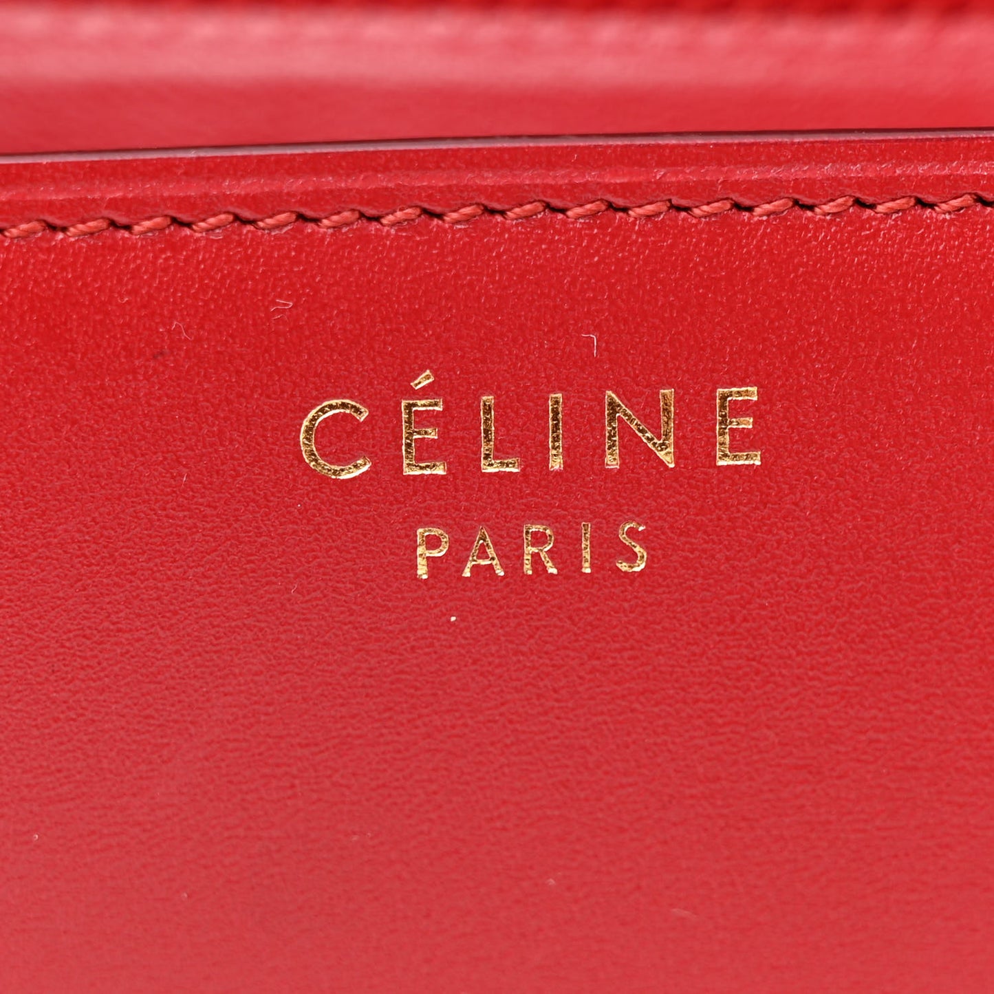 Smooth Calfskin Medium Classic Box Flap Bag Red
