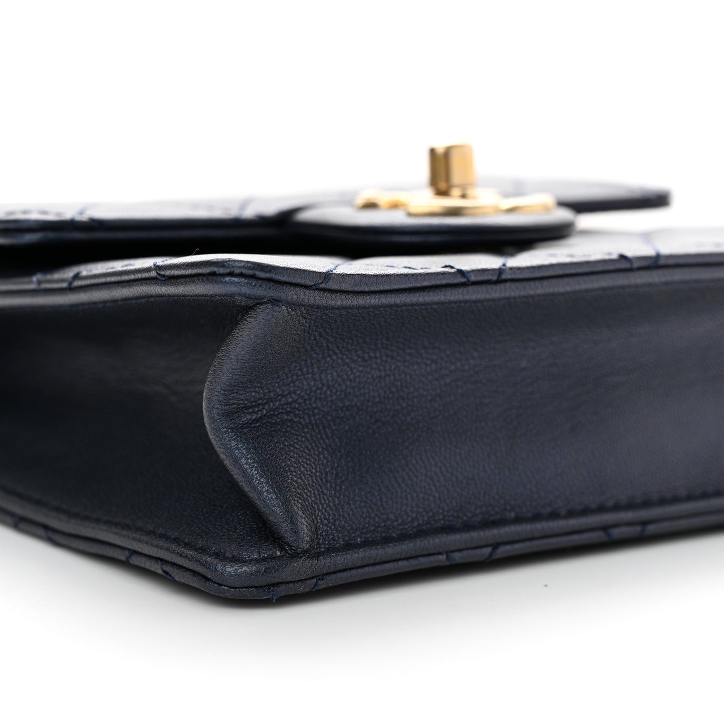 Iridescent Lambskin Quilted Chic Pearls Flap Navy Blue