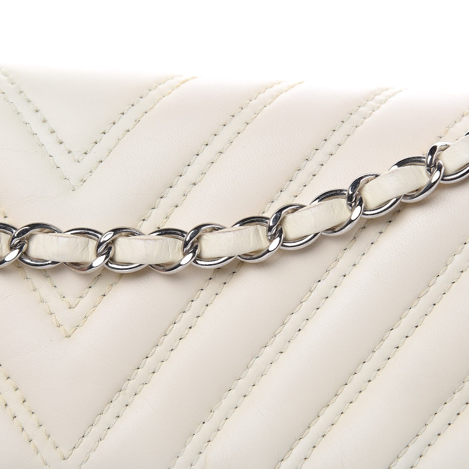Chanel Lambskin Chevron Double Stitch Medium Single Flap White 12 of 12