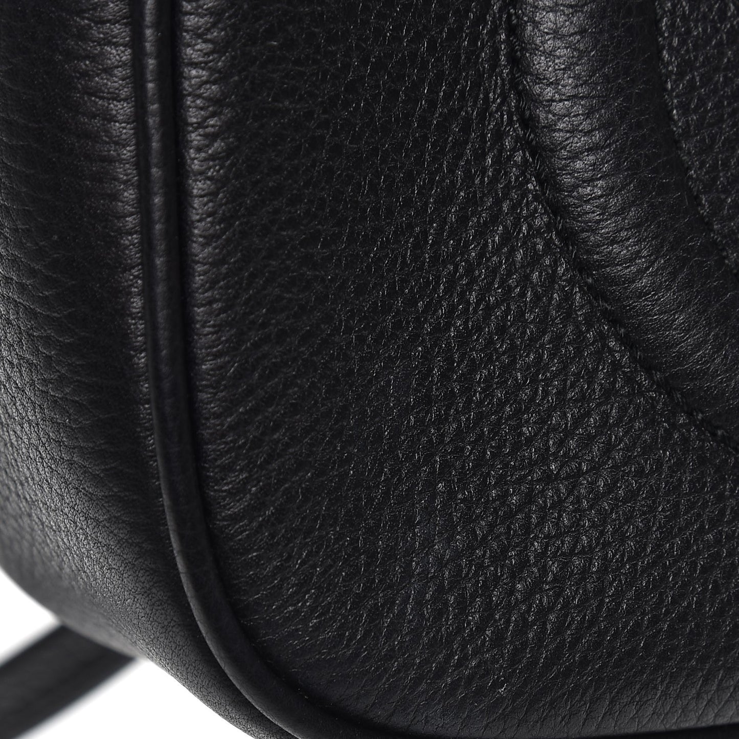Pebbled Calfskin Small Soho Disco Bag Black