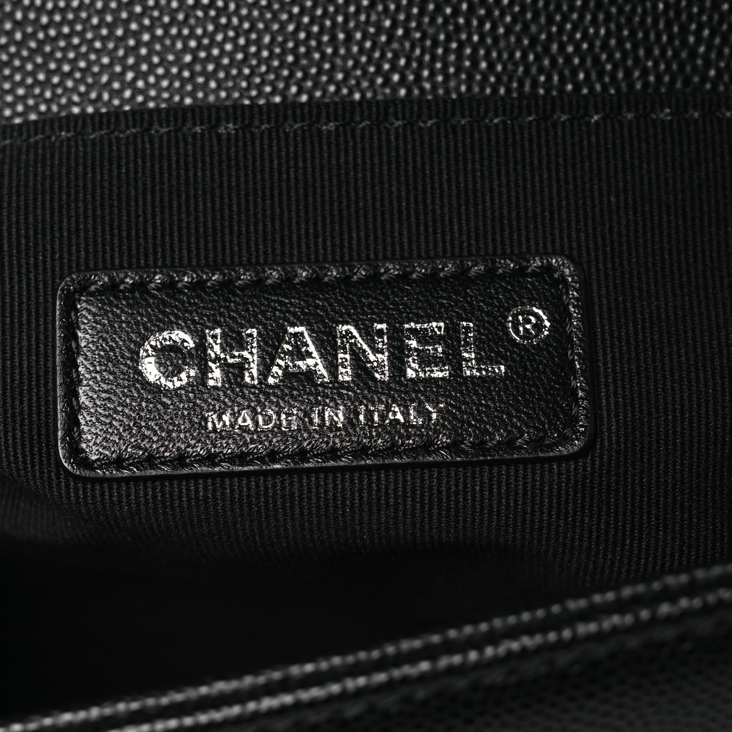 Caviar Quilted Medium Boy Flap Black