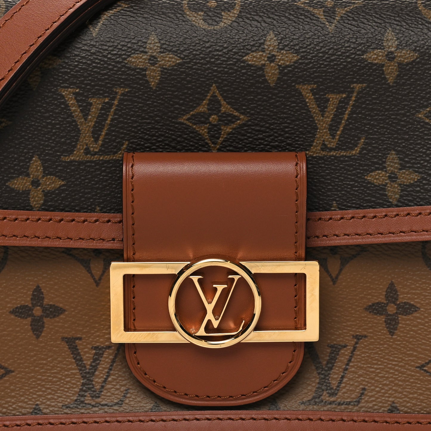 Reverse Monogram Dauphine Mini