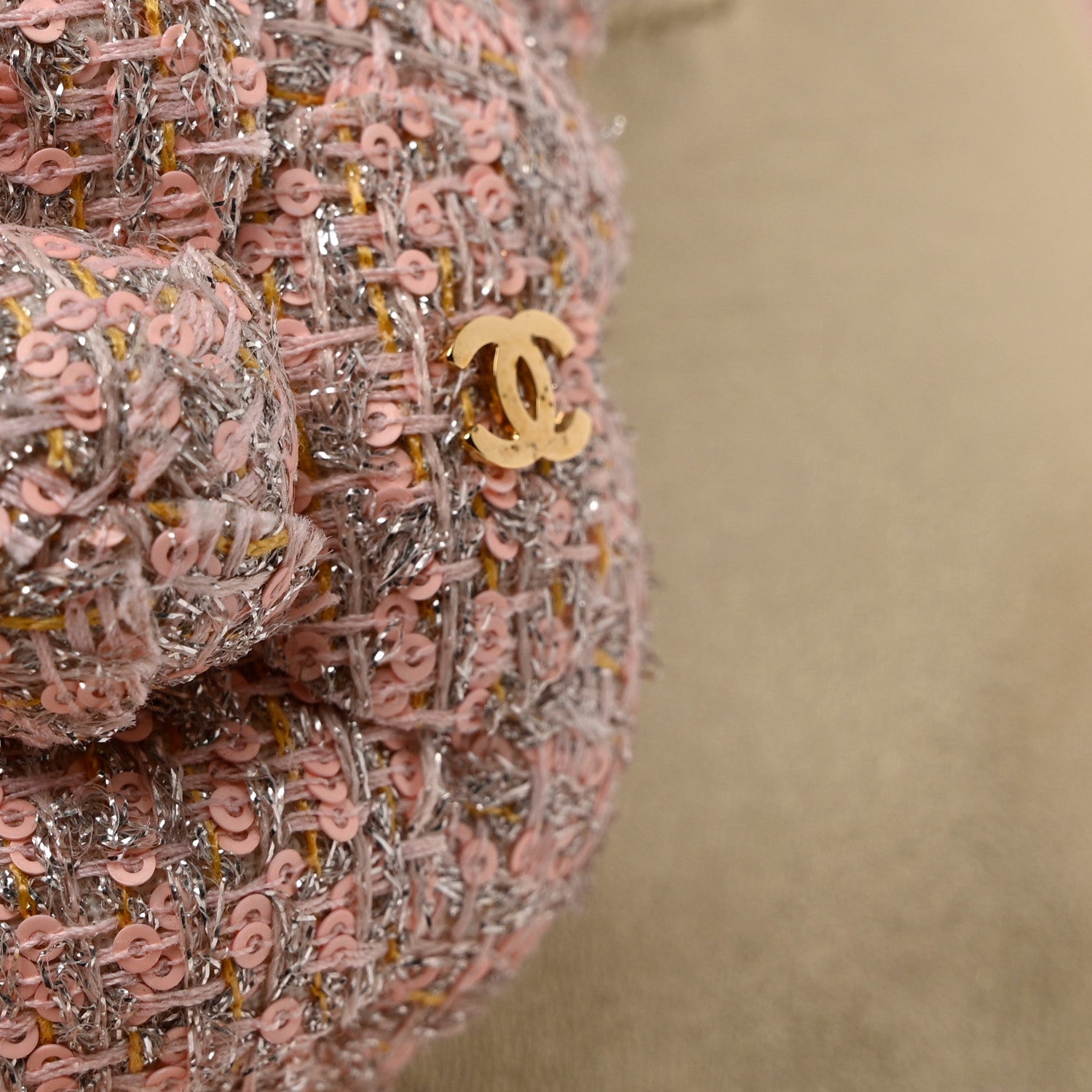 Chanel Tweed Camellia Thong Sandals 37.5 Salmon Apricot Gold 6 of 9