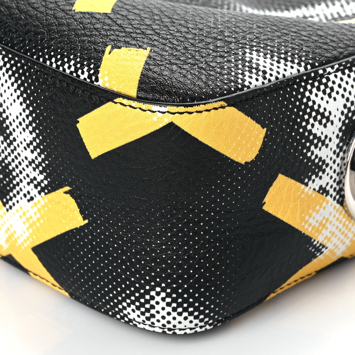 Vitello Daino Eye Inside Shoulder Bag Black