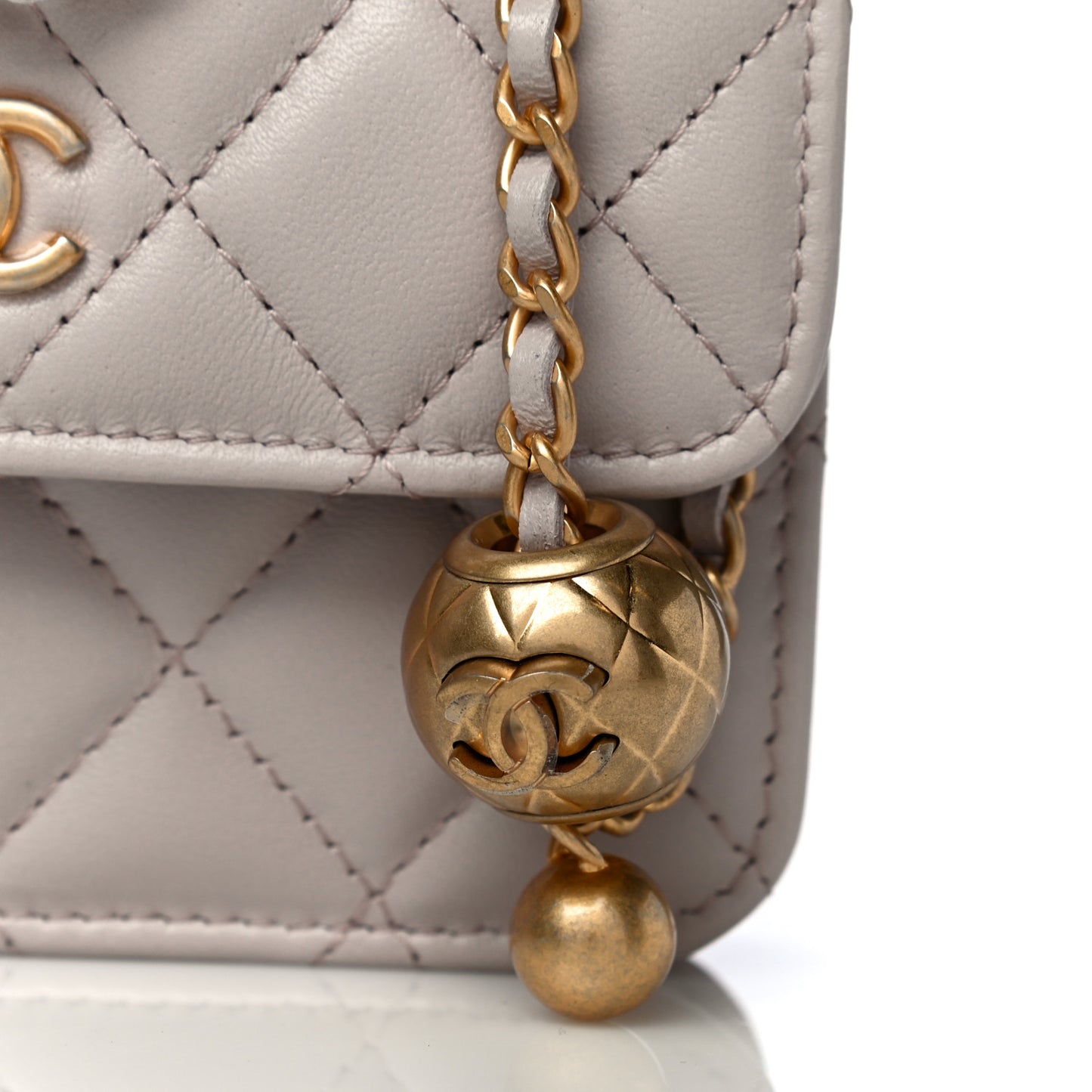 Lambskin Quilted Pearl Crush Clutch With Chain Light Purple