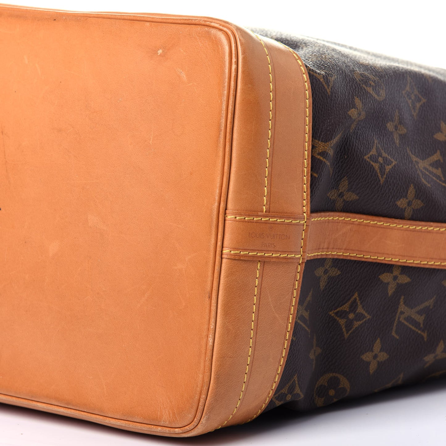 Monogram Noe