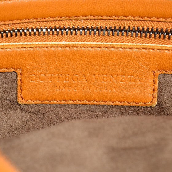 Nappa Intrecciato Fuzzy Medium Veneta Hobo Topaz