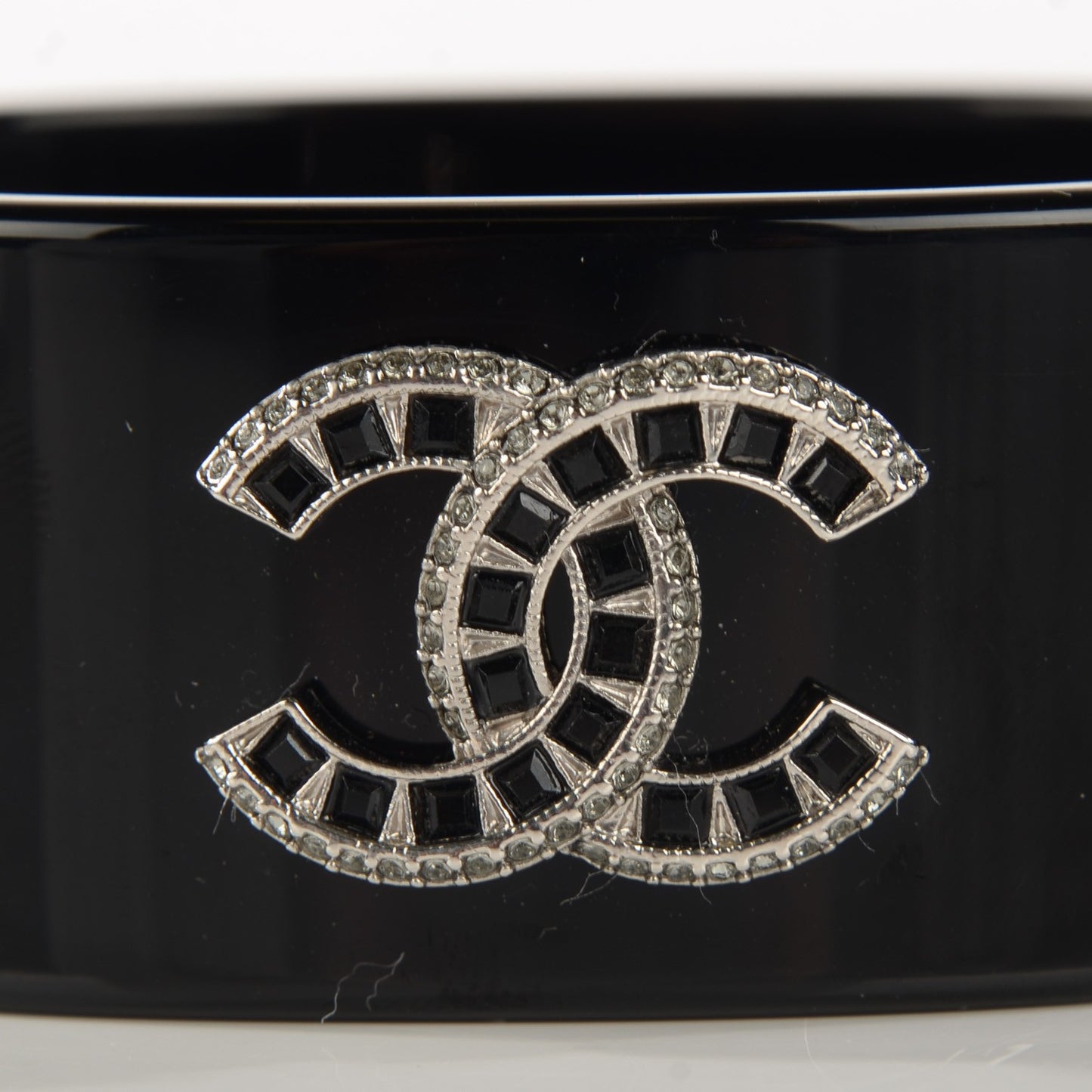 Resin Baguette Crystal CC Cuff Black