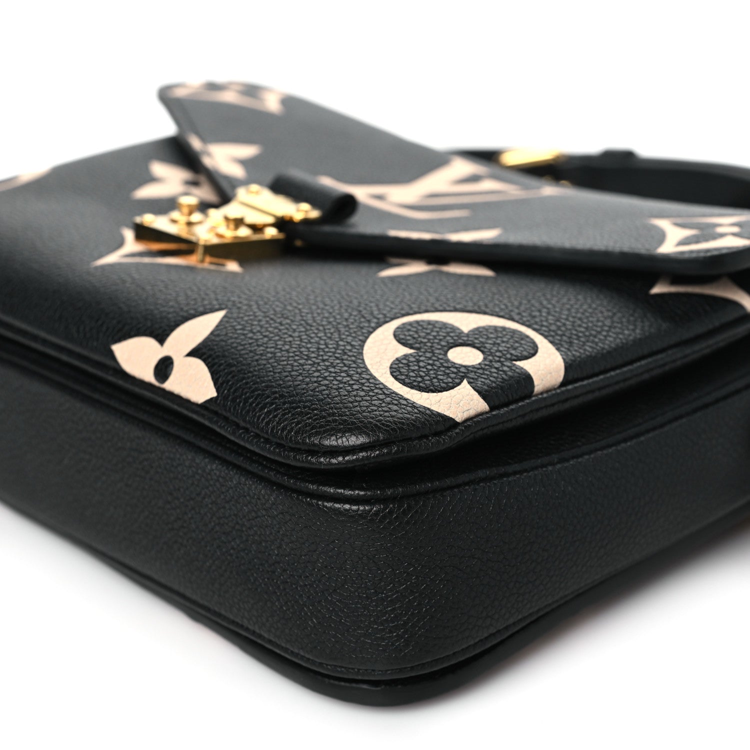 Louis Vuitton Empreinte Monogram Giant Pochette Metis Black Beige 9 of 9