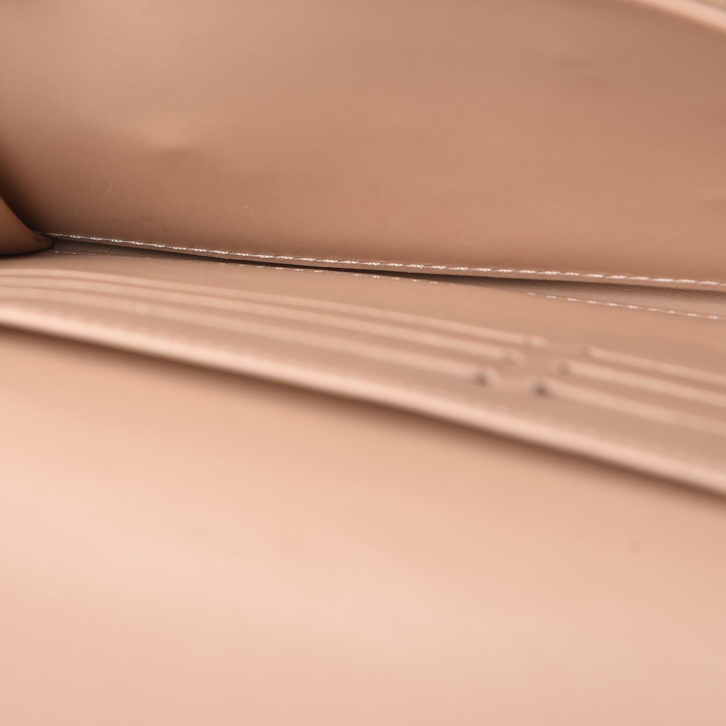 Patent Louise Wallet Dune